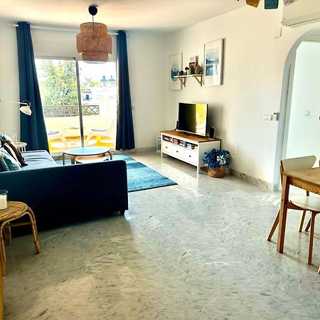 Bright Apartment 300M From The Beach Sitio de Calahonda Exterior photo