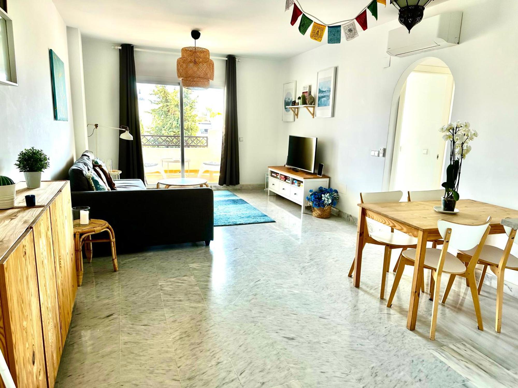 Bright Apartment 300M From The Beach Sitio de Calahonda Exterior photo
