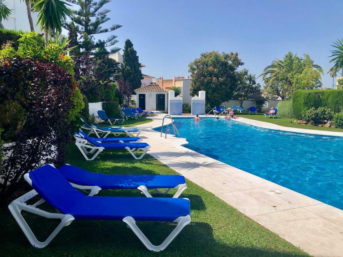 Bright Apartment 300M From The Beach Sitio de Calahonda Exterior photo